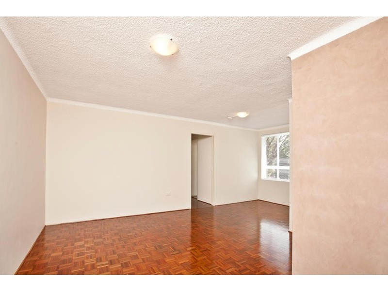 2/41 Meadow Crescent, Meadowbank NSW 2114