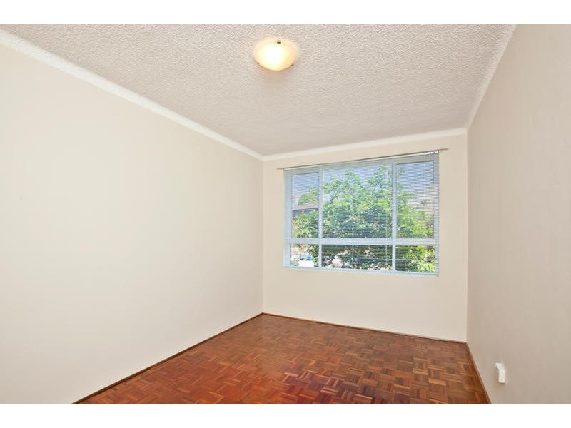 2/41 Meadow Crescent, Meadowbank NSW 2114