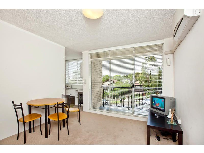 6/18 Pittwater Road, Gladesville NSW 2111