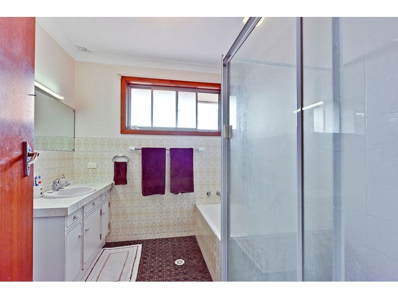 50 Lancaster Avenue, Melrose Park NSW 2114