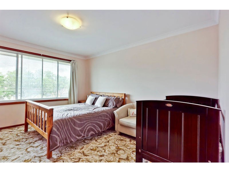 50 Lancaster Avenue, Melrose Park NSW 2114