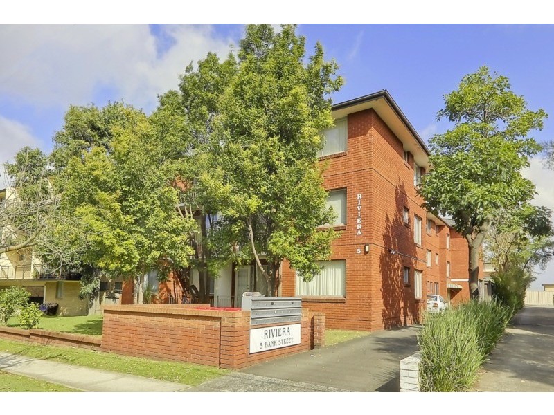 10/5 Bank Street, Meadowbank NSW 2114