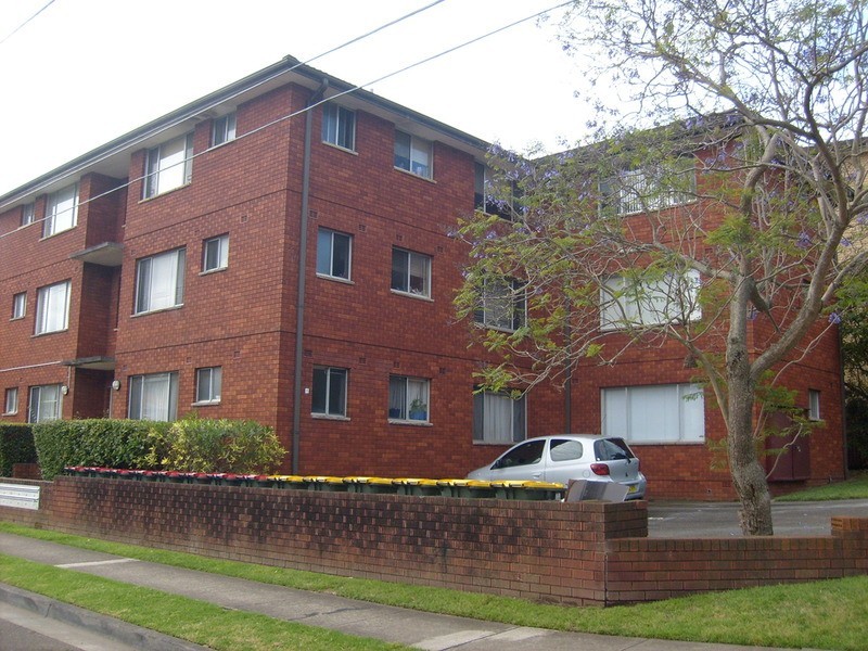 2/15 Riverview Street, West Ryde NSW 2114