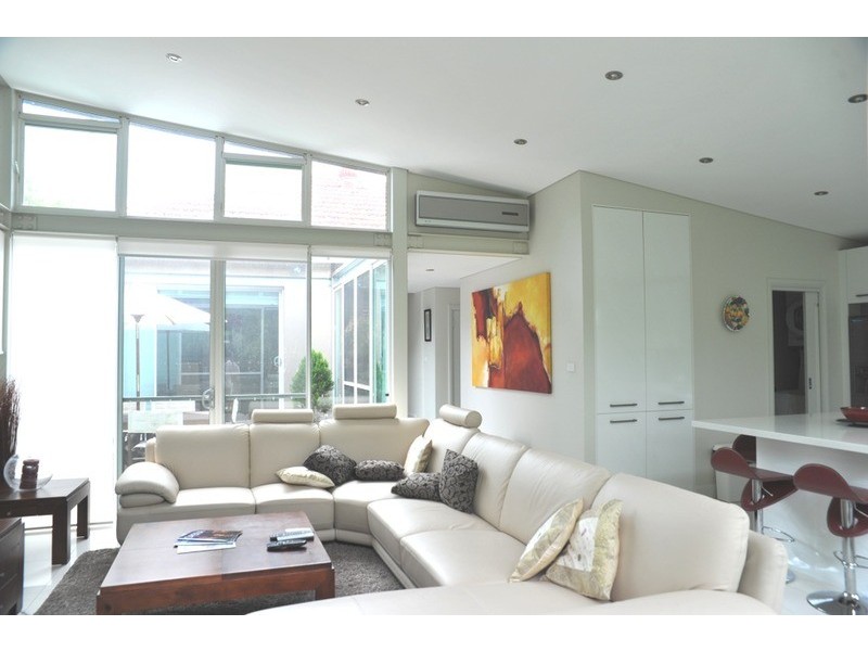 17 Glenayr Avenue, Denistone West NSW 2114