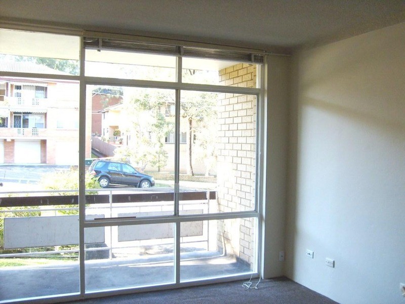 2/13 Riverview Street, West Ryde NSW 2114