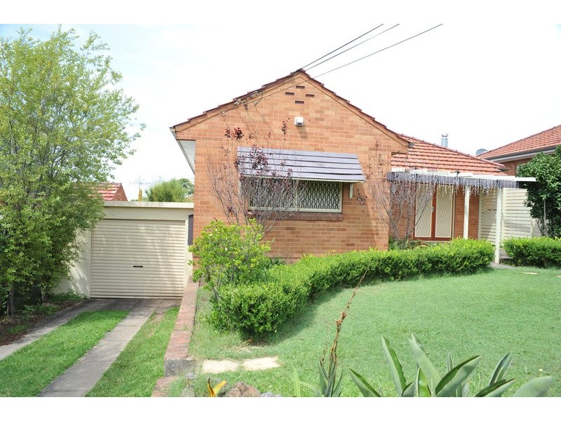4 Mimos Street, Denistone West NSW 2114