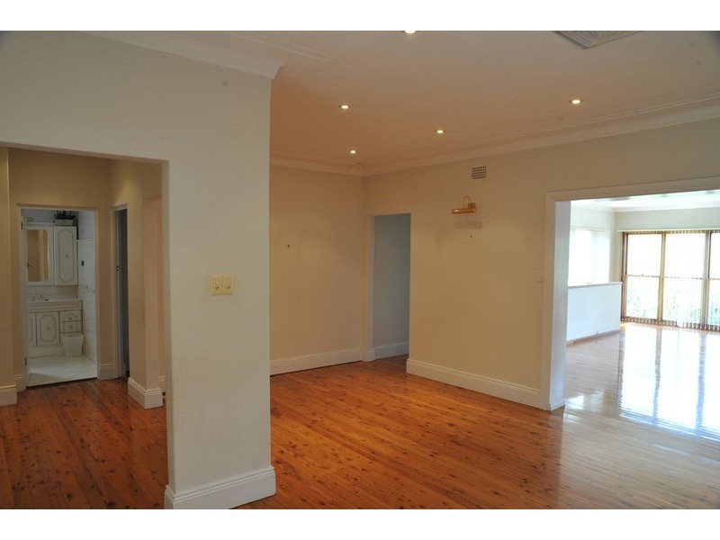 4 Mimos Street, Denistone West NSW 2114