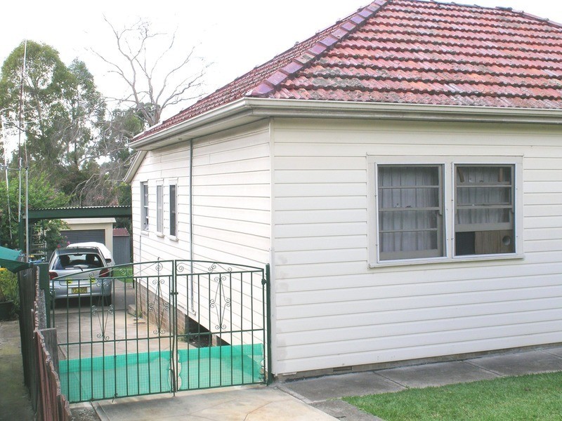 2/11 Wharf Road, West Ryde NSW 2114