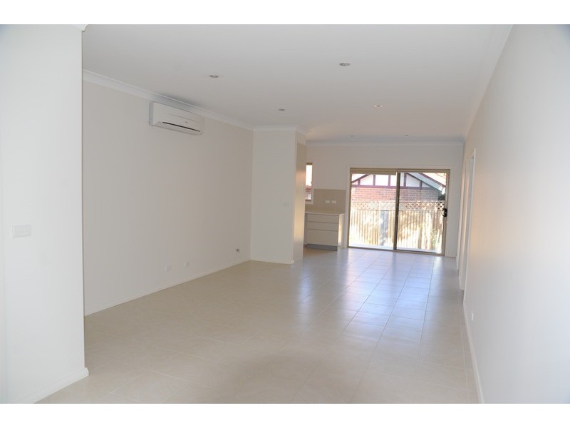 2/18 Miriam Road, West Ryde NSW 2114