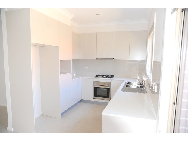 2/18 Miriam Road, West Ryde NSW 2114
