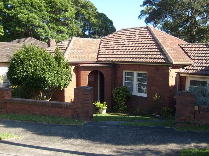 8 Fifth Avenue, Denistone NSW 2114