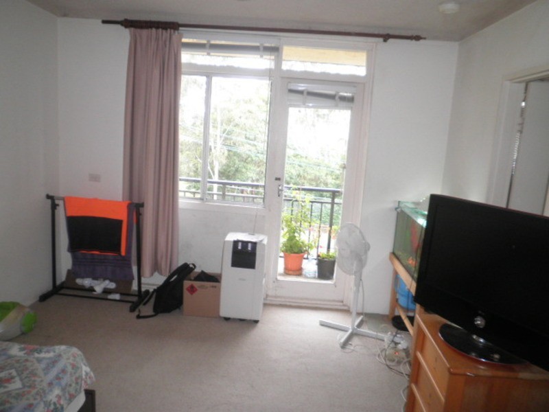 23/4 Bank Street, Meadowbank NSW 2114