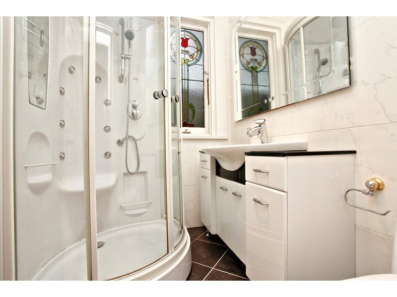 1 Macpherson Street, Meadowbank NSW 2114