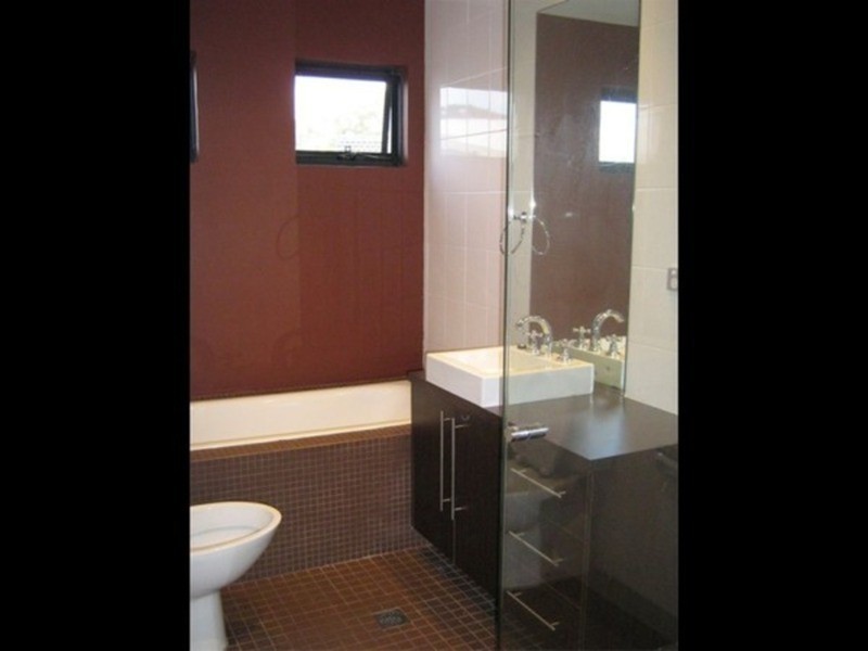 101 Llewelyn Street, Rhodes NSW 2138