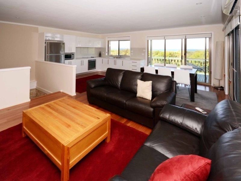 14 Greenway  Road, Callala Beach NSW 2540