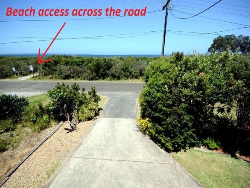 14 Greenway  Road, Callala Beach NSW 2540