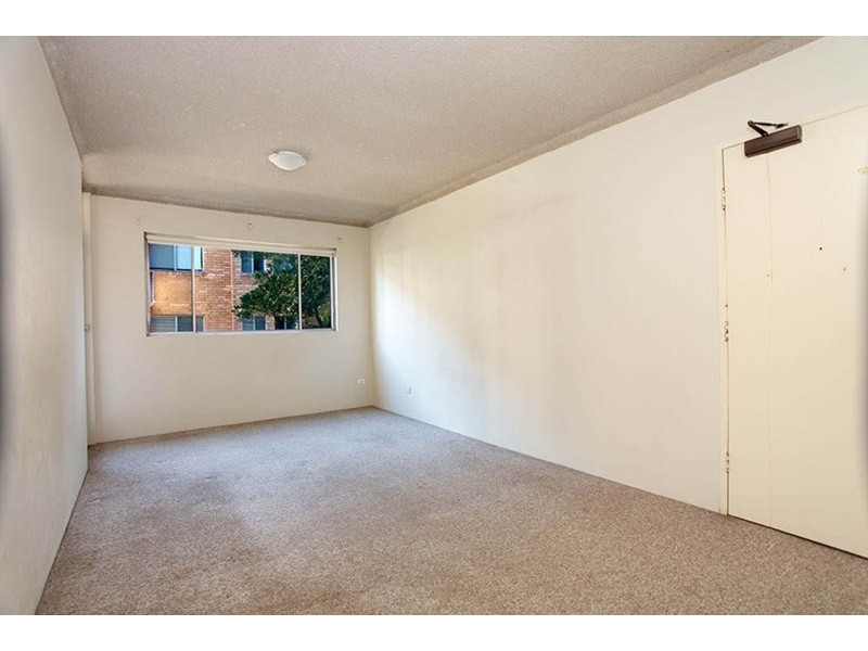 10/7 Meadow  Crescent, Meadowbank NSW 2114