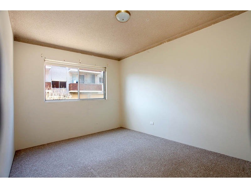 10/7 Meadow  Crescent, Meadowbank NSW 2114