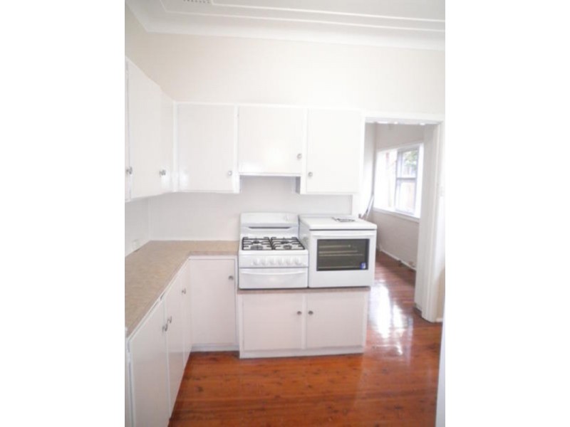 35 Glenayr Avenue, Denistone West NSW 2114