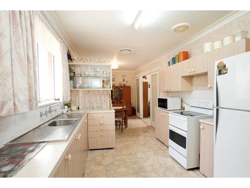 13 Tallwood Avenue, Denistone East NSW 2112