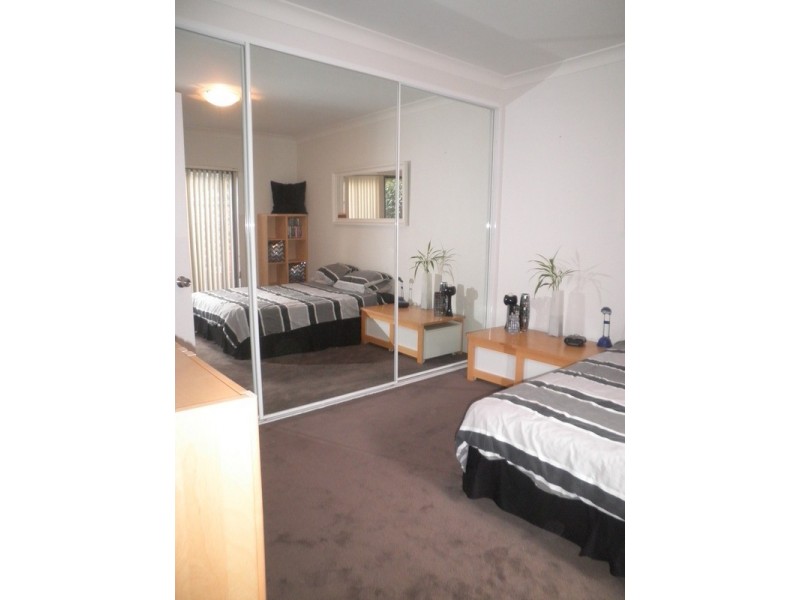 2/5 Gowrie Street, Ryde NSW 2112