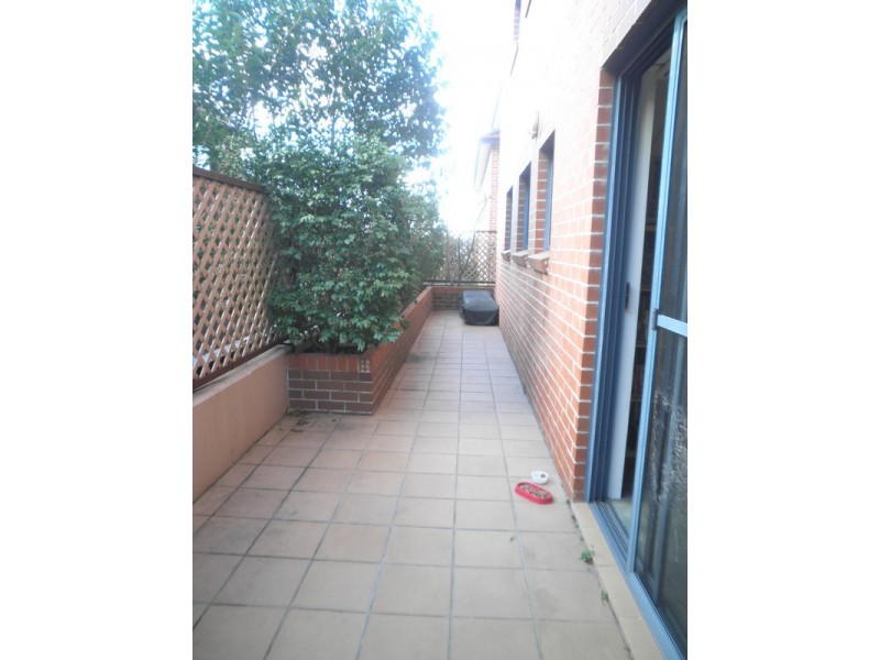 2/5 Gowrie Street, Ryde NSW 2112