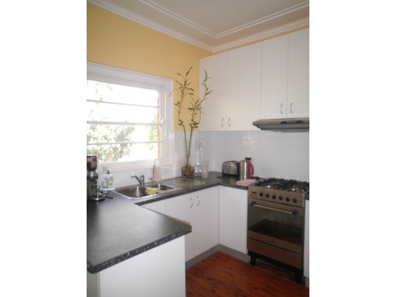 13 Kings Road, Denistone East NSW 2112