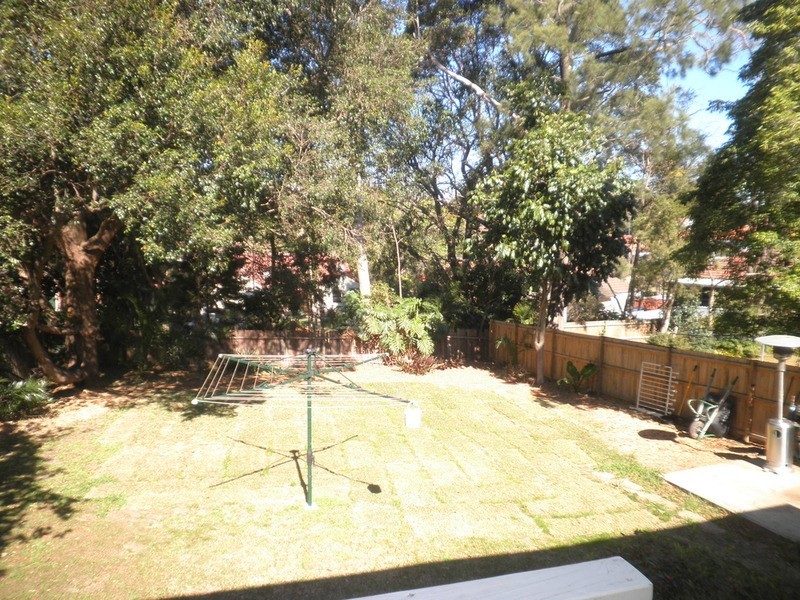 13 Kings Road, Denistone East NSW 2112