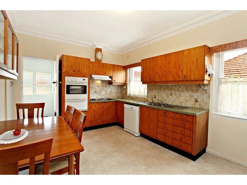 26 Beazley Street, Ryde NSW 2112