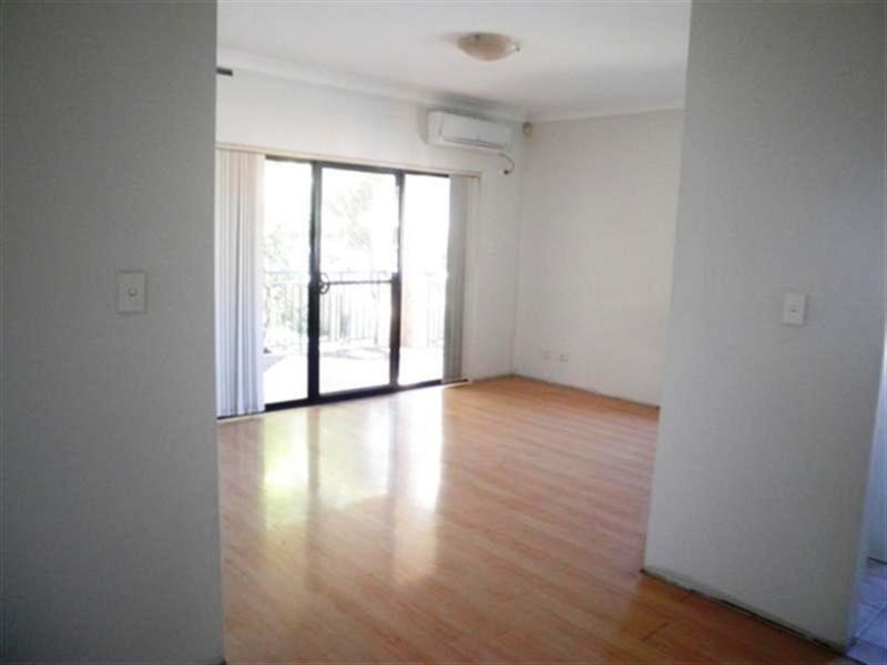 2/1-3 Virginia Street, Rosehill NSW 2142