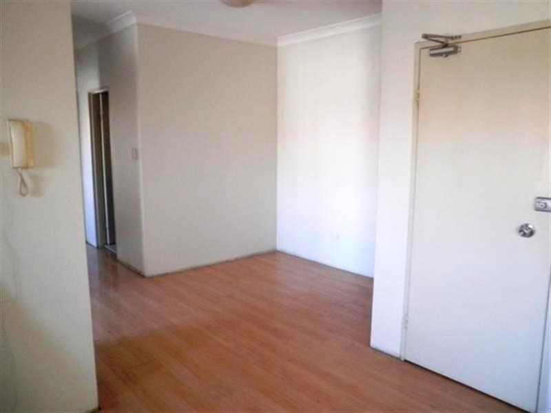 2/1-3 Virginia Street, Rosehill NSW 2142