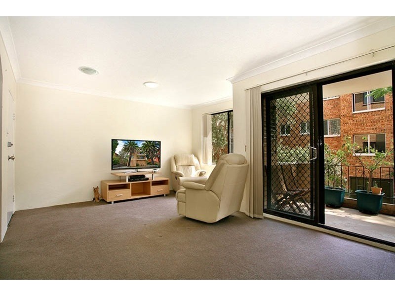 8/31 Meadow Crescent, Meadowbank NSW 2114