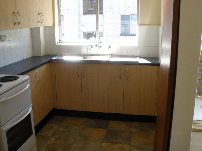 9/16 Meadow Crescent, Meadowbank NSW 2114