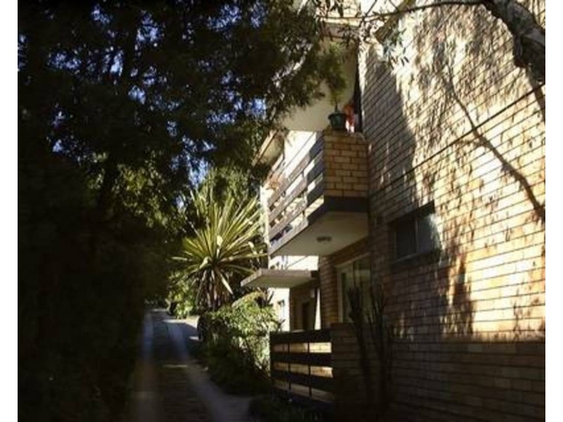 1/16A Meadow Crescent, Meadowbank NSW 2114