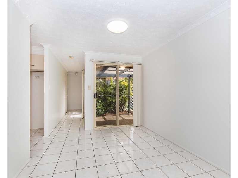 1/242 Darlington Drive, Banora Point NSW 2486