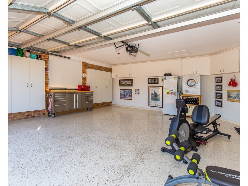 105 Glen Ayr Drive, Banora Point NSW 2486