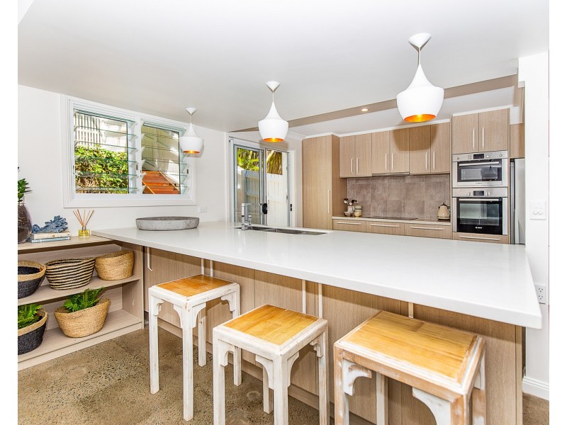 2/8 Leeward Terrace, Tweed Heads NSW 2485