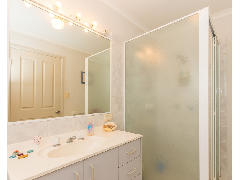 1/11 Shamrock Avenue, Banora Point NSW 2486