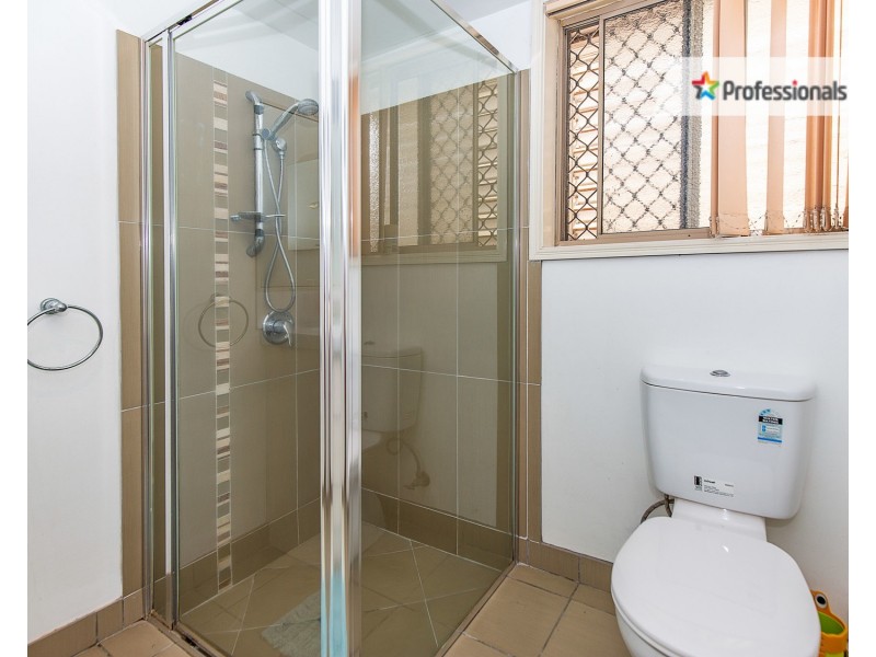 5 Captains Way, Banora Point NSW 2486