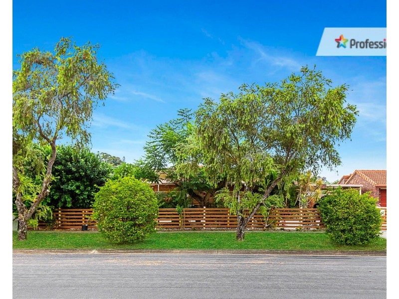 5 Captains Way, Banora Point NSW 2486