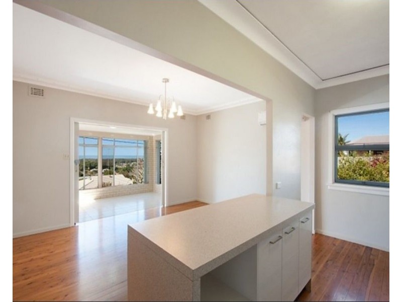 11 Pacific Drive, Banora Point NSW 2486