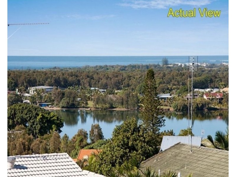 11 Pacific Drive, Banora Point NSW 2486