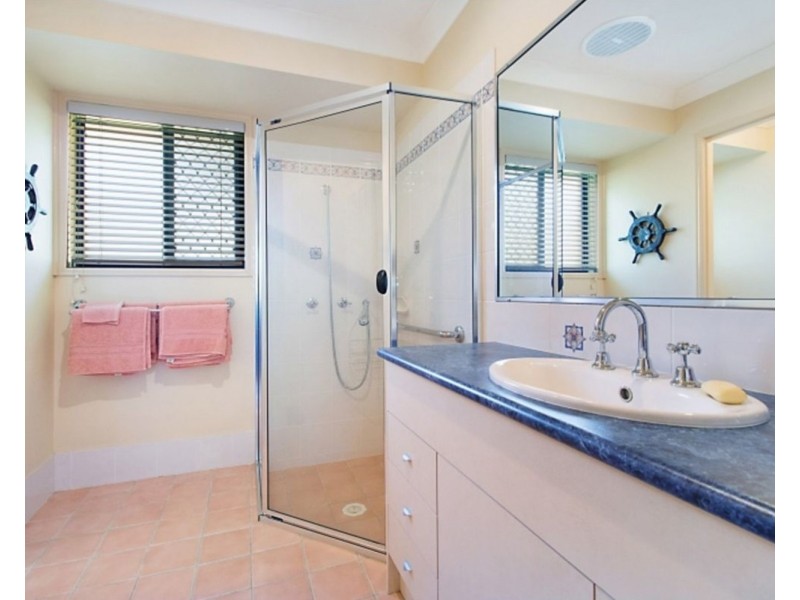 3 Firewheel Way, Banora Point NSW 2486