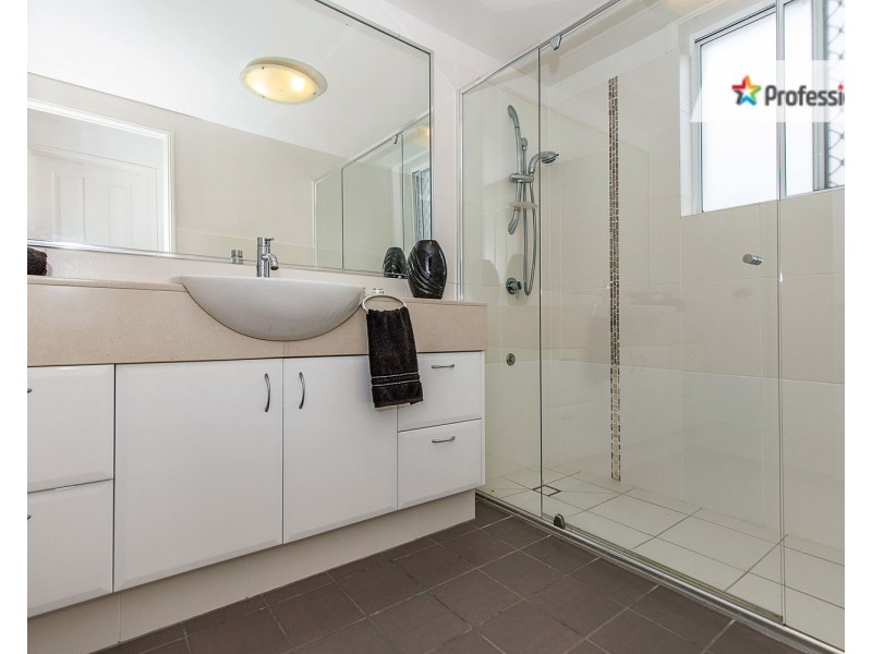 2/18 McGregor Crescent, Tweed Heads NSW 2485