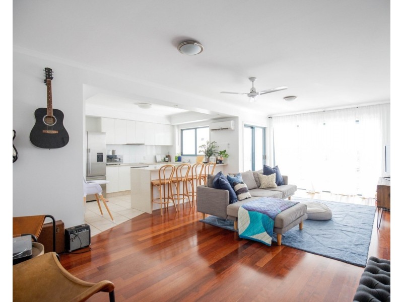 7/7 Stapylton Street, Coolangatta QLD 4225