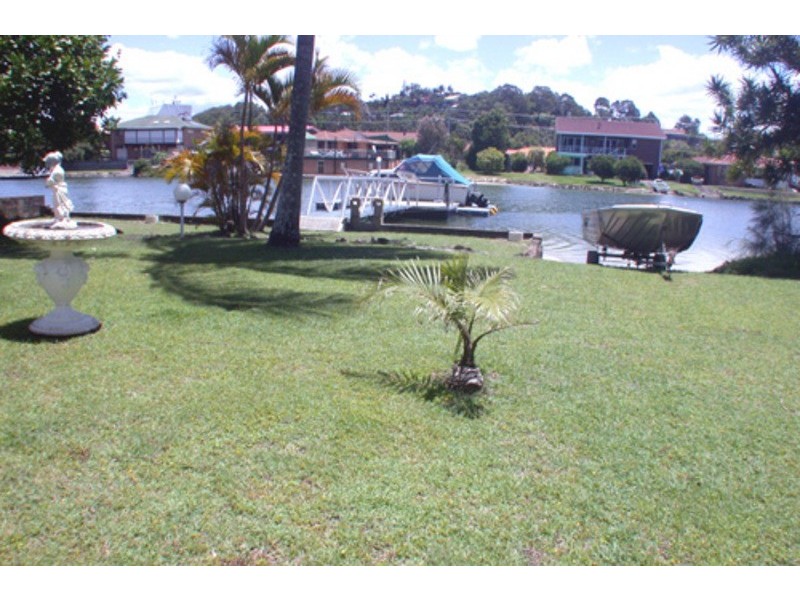 50 Jacaranda Avenue, Tweed Heads West NSW 2485