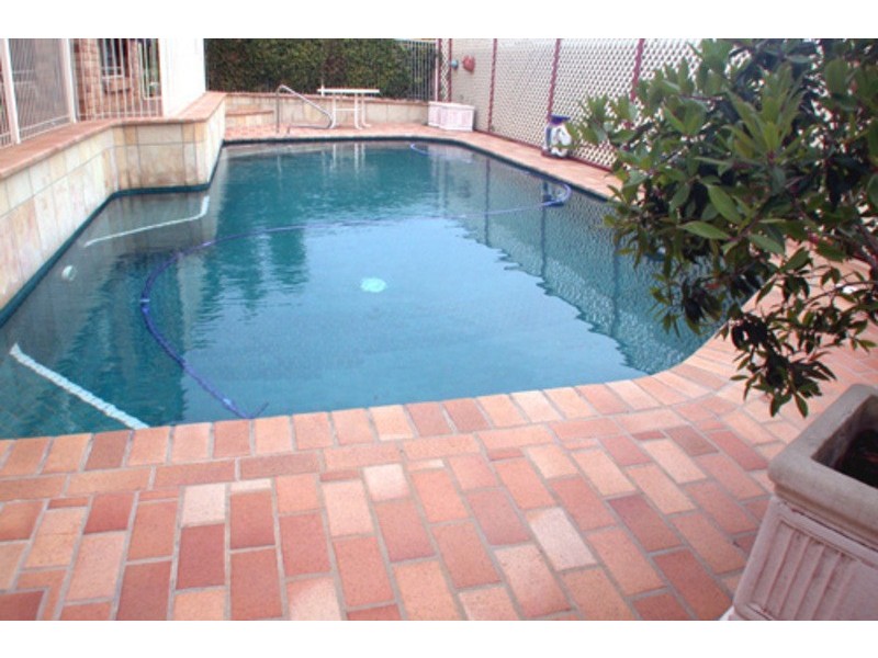 4 Tralee Drive, Banora Point NSW 2486