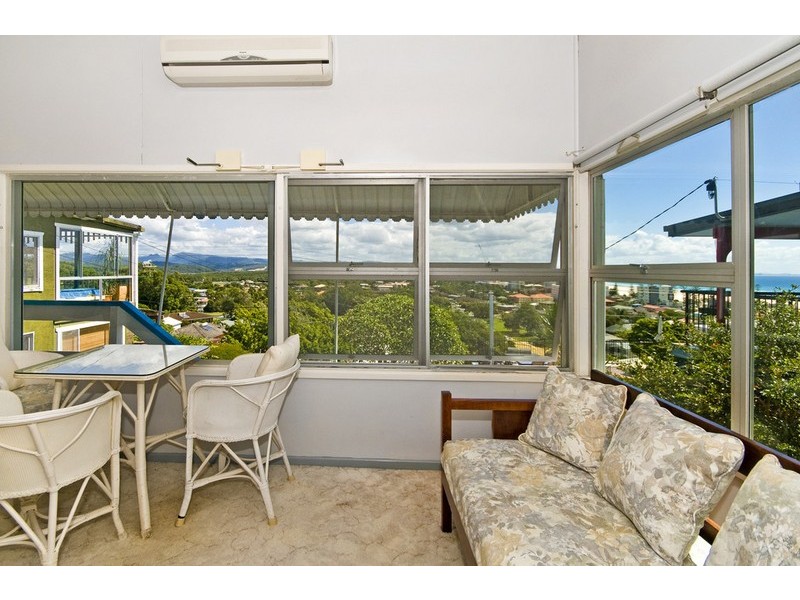 32 Rutledge Street, Coolangatta QLD 4225