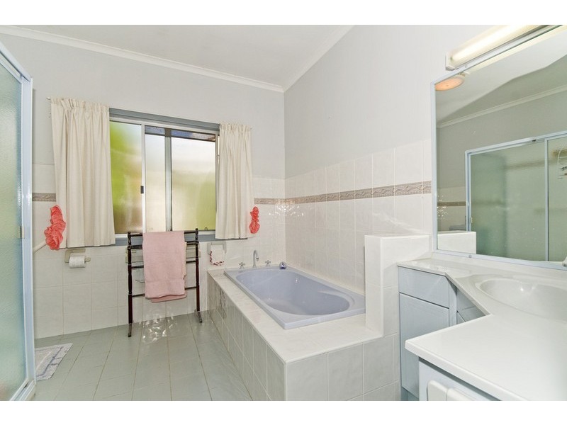 32 Rutledge Street, Coolangatta QLD 4225