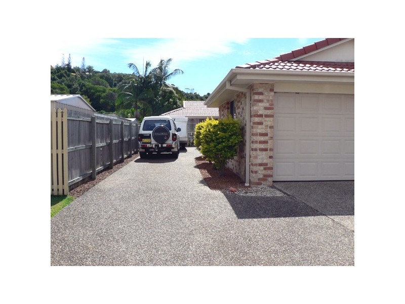 2/3 Medoc Place, Tweed Heads South NSW 2486